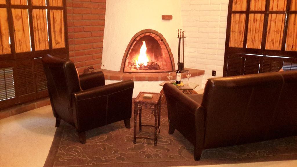 Desert Trails Bed & Breakfast Tanque Verde Buitenkant foto